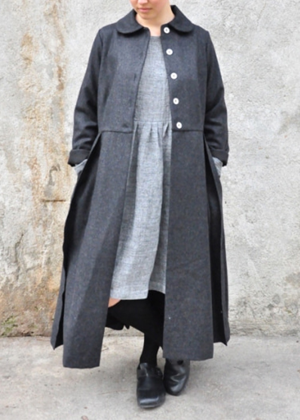 Pleated Coat - Grey Thick Wool