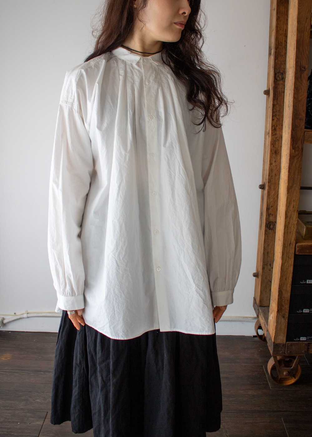 Wide Gather Blouse - Off white